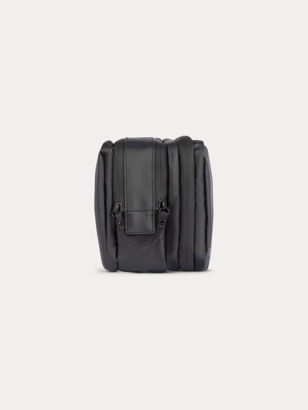 Gravel 🧭 Explorer MAX Toiletry Bag